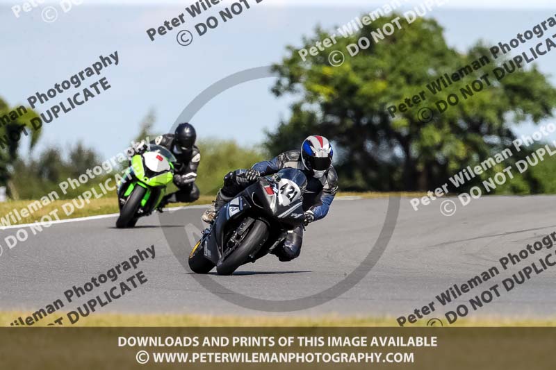 enduro digital images;event digital images;eventdigitalimages;no limits trackdays;peter wileman photography;racing digital images;snetterton;snetterton no limits trackday;snetterton photographs;snetterton trackday photographs;trackday digital images;trackday photos